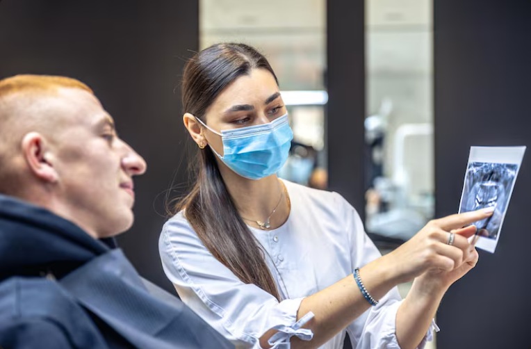 How to Find the Best Dentist in Indirapuram