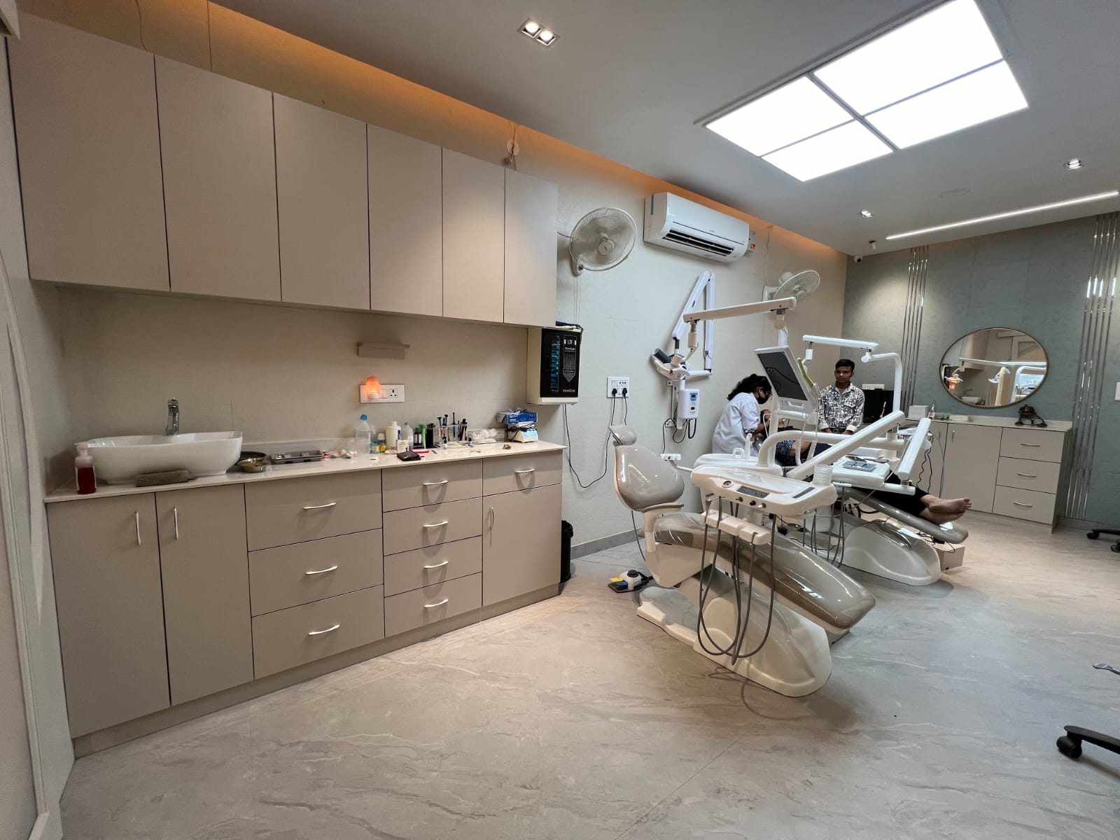 Dentist in Indirapuram - Kosmoss Dental